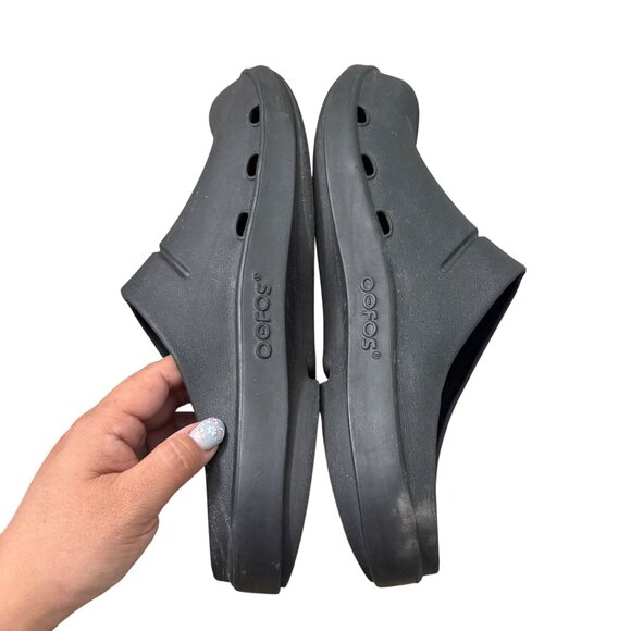 OOFOS OOClog Black Comfort Versatile Recovery Slip On Mules Mens 12 Womens 14 main image 6